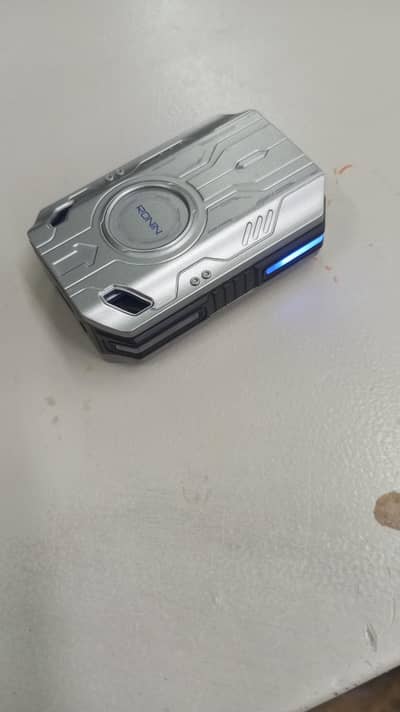 Ronin R-520 | Gaming Earbuds RGB Charging Case | 10/10 condition