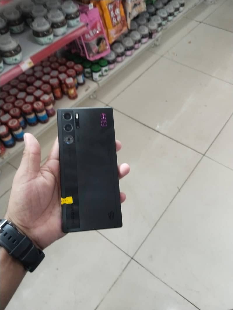 RED Magic 9 Pro 1