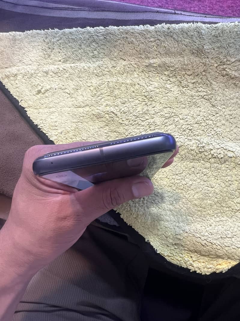 Google Pixel 8 6