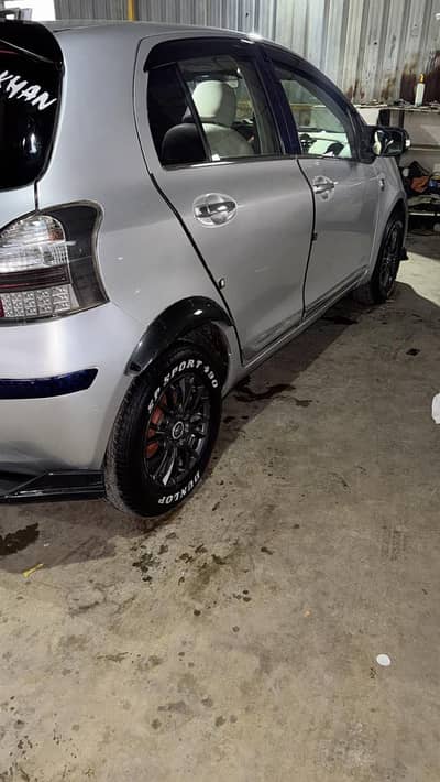 Toyota Vitz 2009