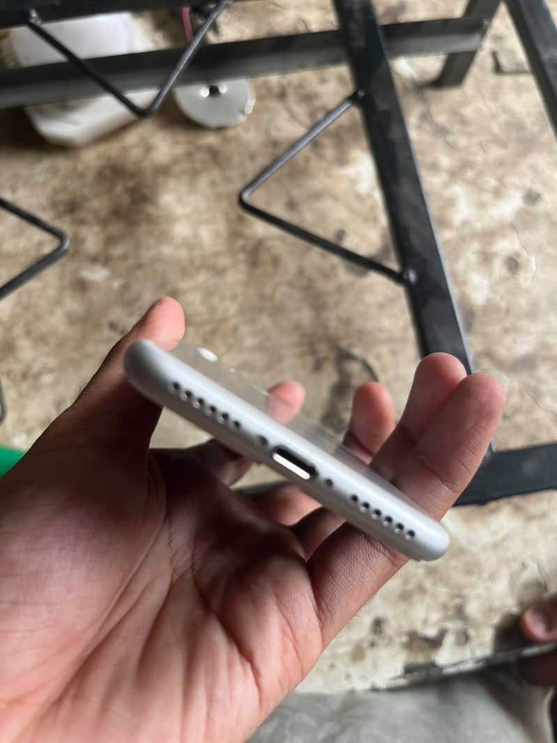 Apple iPhone 7 6