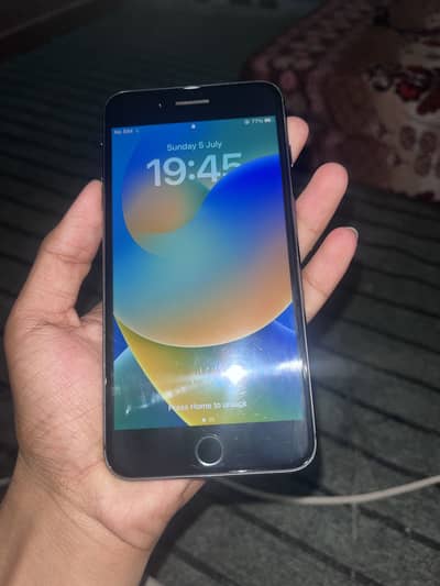 I phone 8plus jv