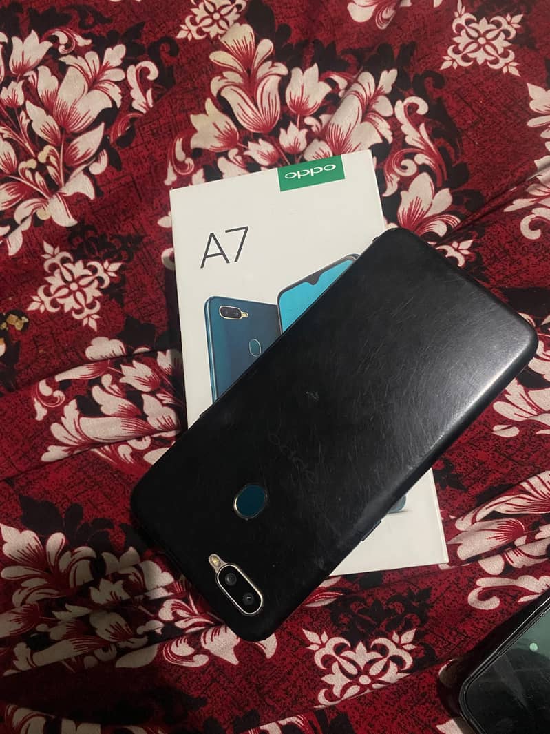OPPO A7 1