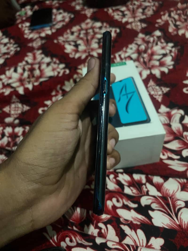 OPPO A7 5