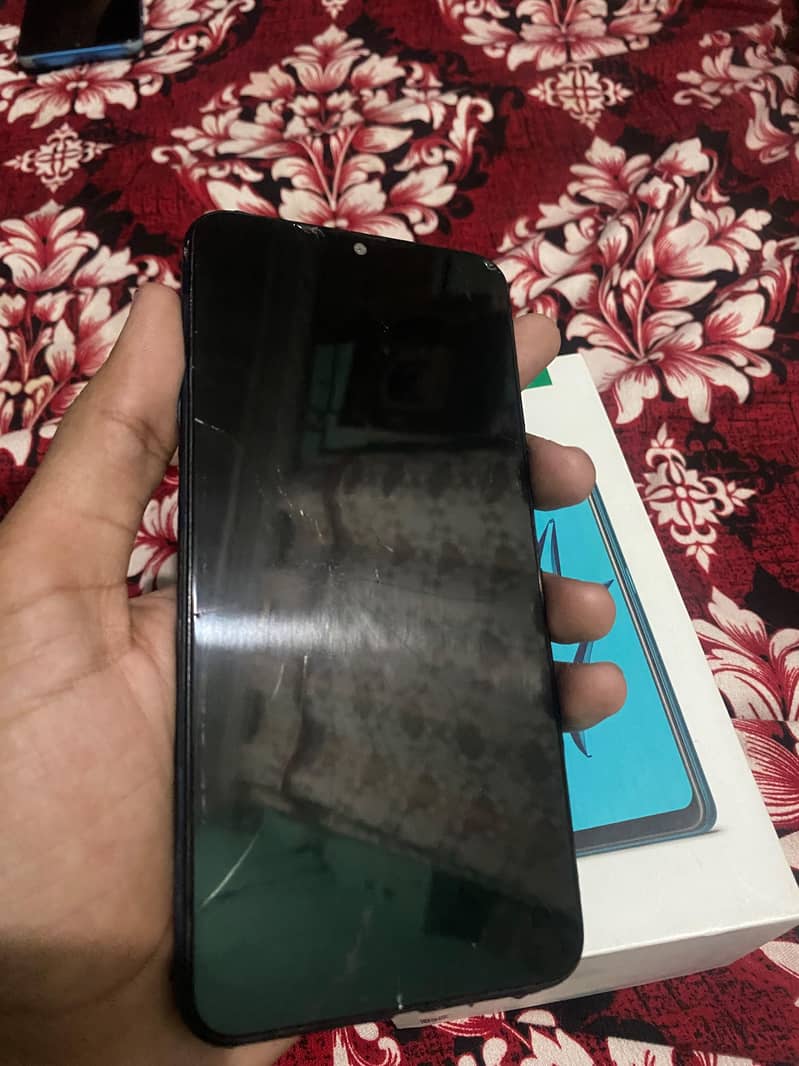 OPPO A7 8