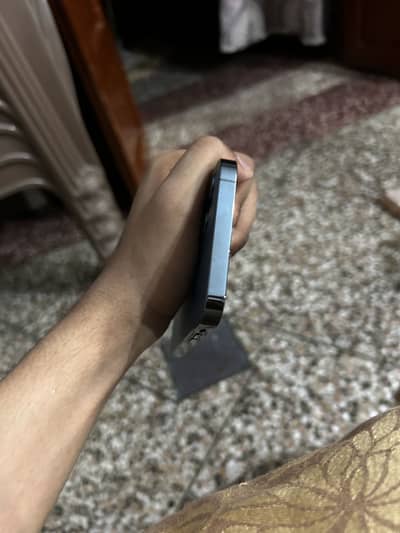 Apple iPhone 12 Pro