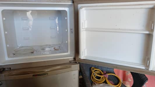 Dawalance Refrigerator Model No. 9170WBDR