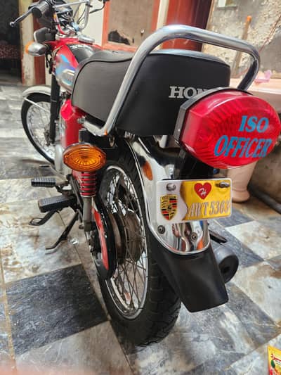 Honda 125 model 24 bio matric available