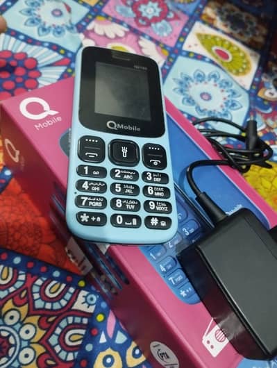 QMobile Q2165 Type mobile