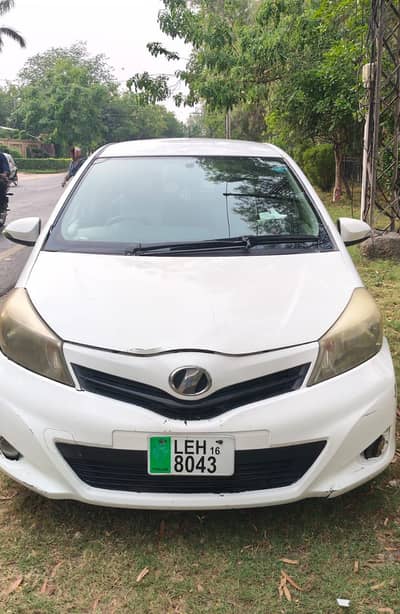 Toyota Vitz 2016