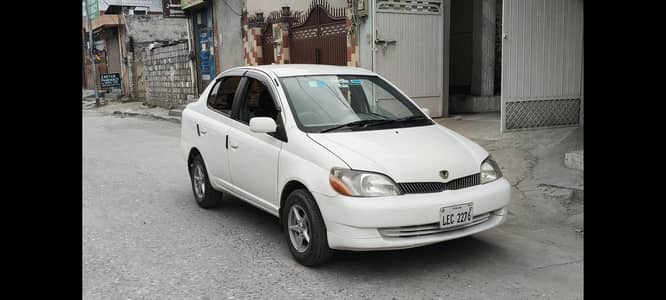 Toyota Platz 2002