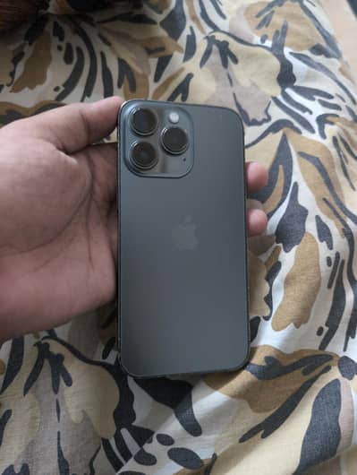 Apple iPhone 13 Pro