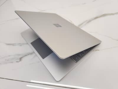 Microsoft Surface Laptop Go 2, i5 11th, 16/256