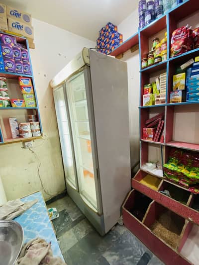 800 Liter Refrigerator For Sale in Good Condition