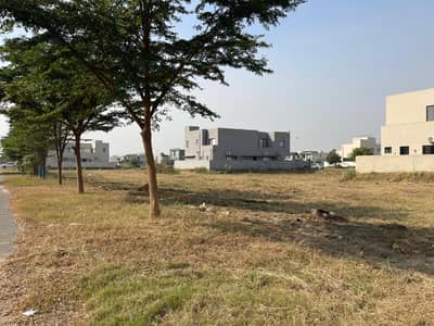S Block 1 kanal Plot Beautiful Location available for Sale