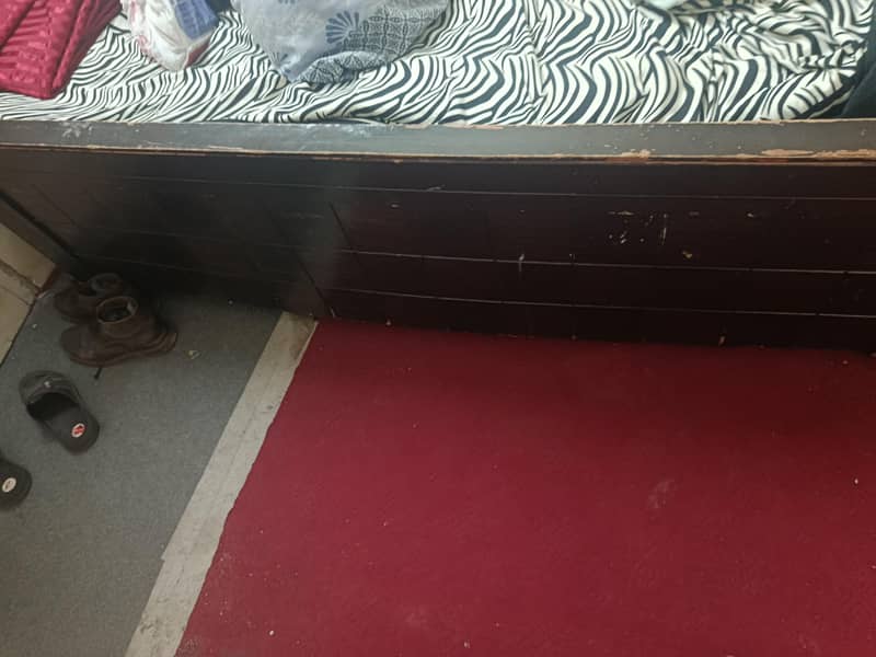 used bed 1