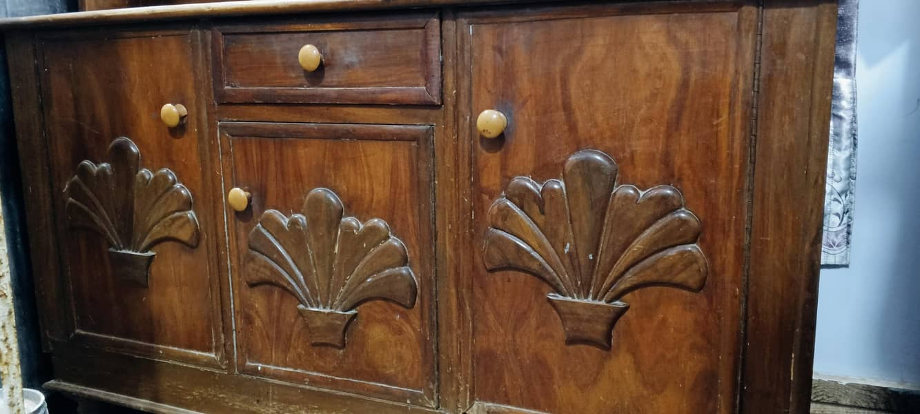 vanity/ dressing table 1