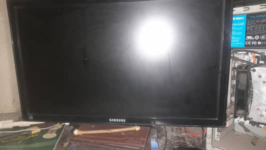 intel Xeon e5 2680v4 (Ddr4 32) Read Description