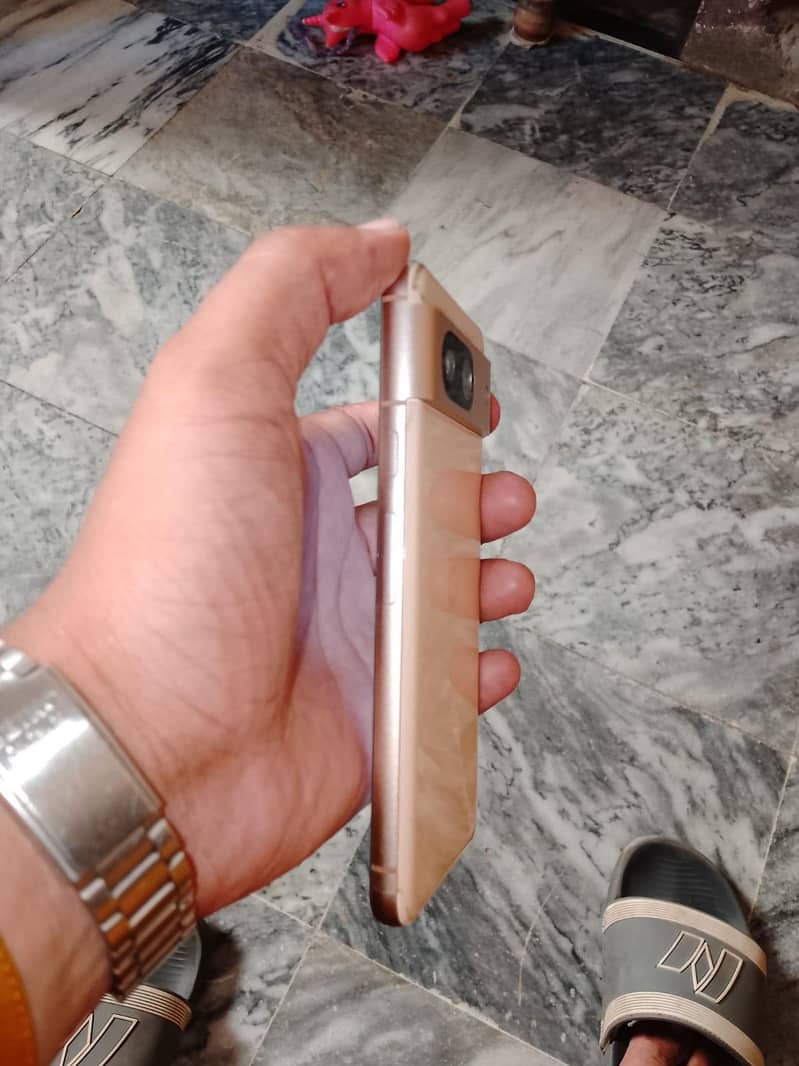 Google Pixel 8 1