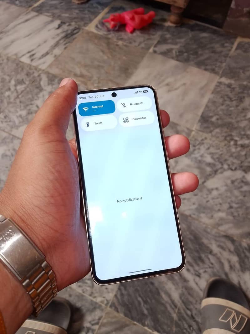 Google Pixel 8 5