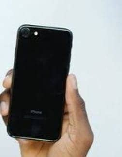 Apple iPhone 7 2
