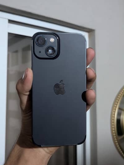 Apple iPhone 13