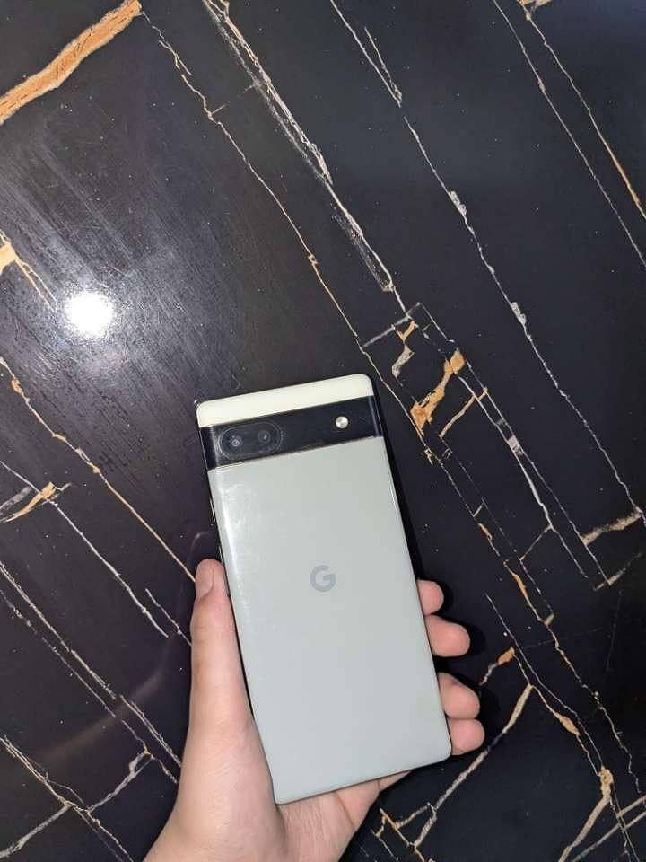Google Pixel 6a 4