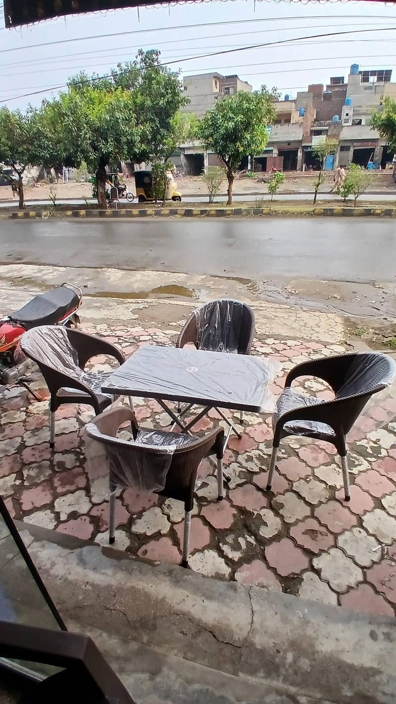 plastic chair table 2