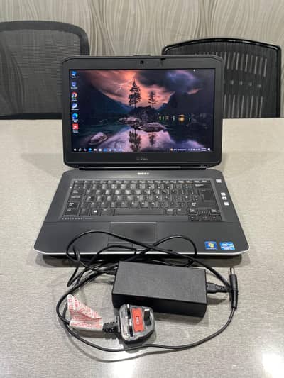 Dell Latitude core i5 3rd generation 4/128 new