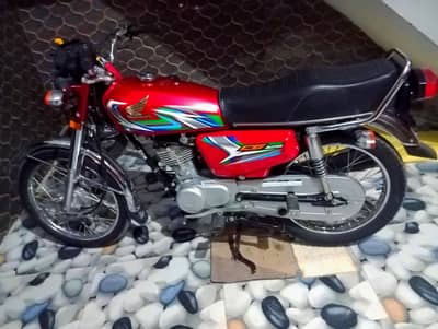 Cg125 2023 with double Saman jenuin sylincer ,seat,bracket,star rims,