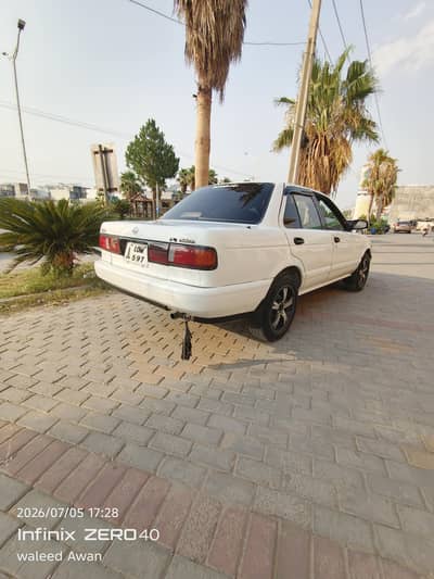 Nissan Sunny 1992