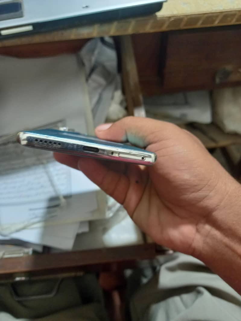 Tecno CAMON 40 Pro 5