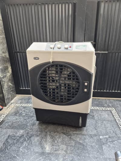 ECM-5000 PLUS INVERTER COOL MASTER