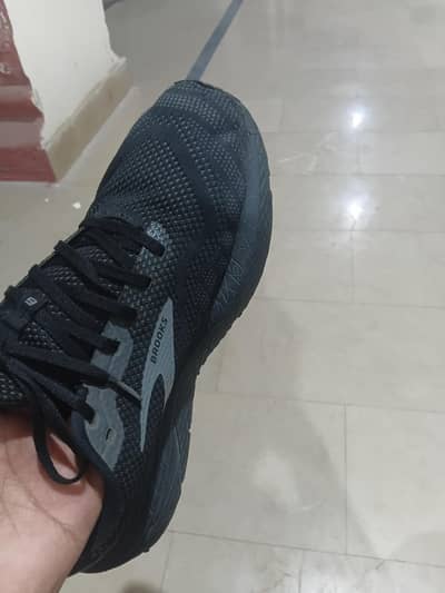 Brooks Athletic Foot wear UK 10.5
