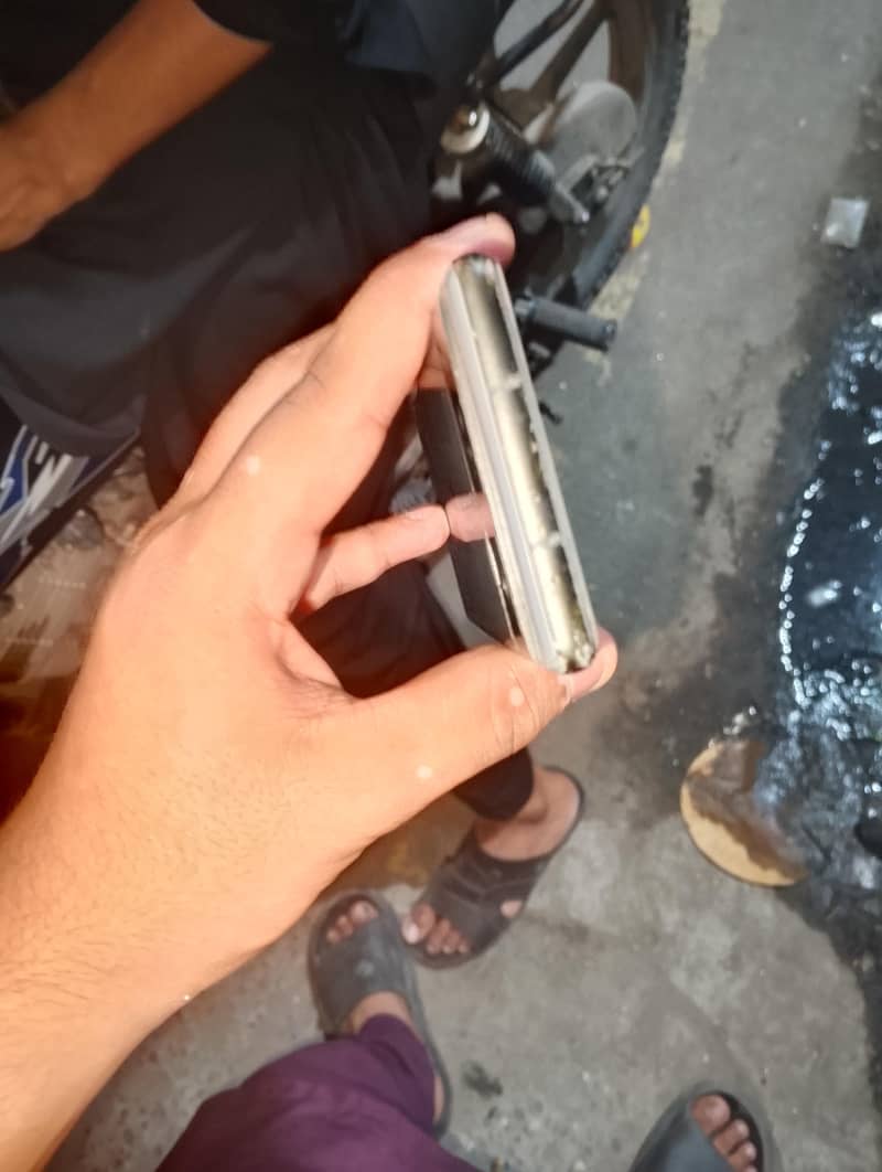 Google Pixel 6a 3