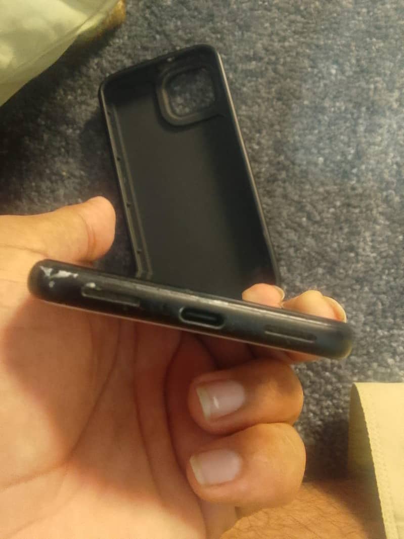 Google Pixel 4 3