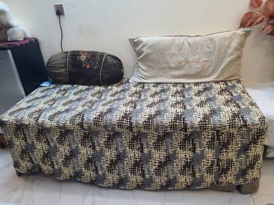 Dewaan for sale