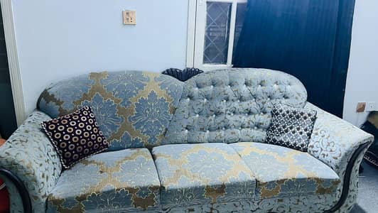 sofa 7 seaters set