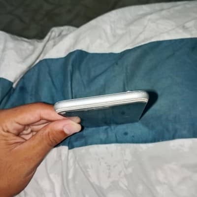 Apple iPhone 6