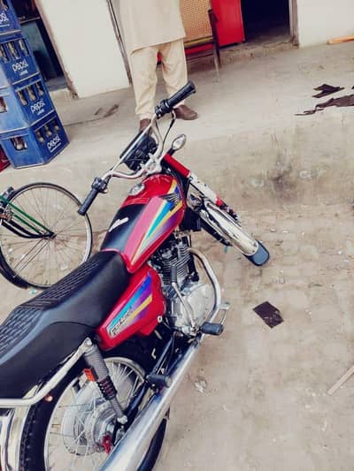 HONDA 125 cg motorcycle jalde sale kerna hai rabta kary 0327/75/17/022