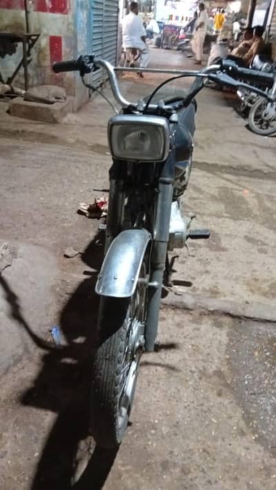 CG125 Honda 91 model Down Condition Engine Good All Oky engine