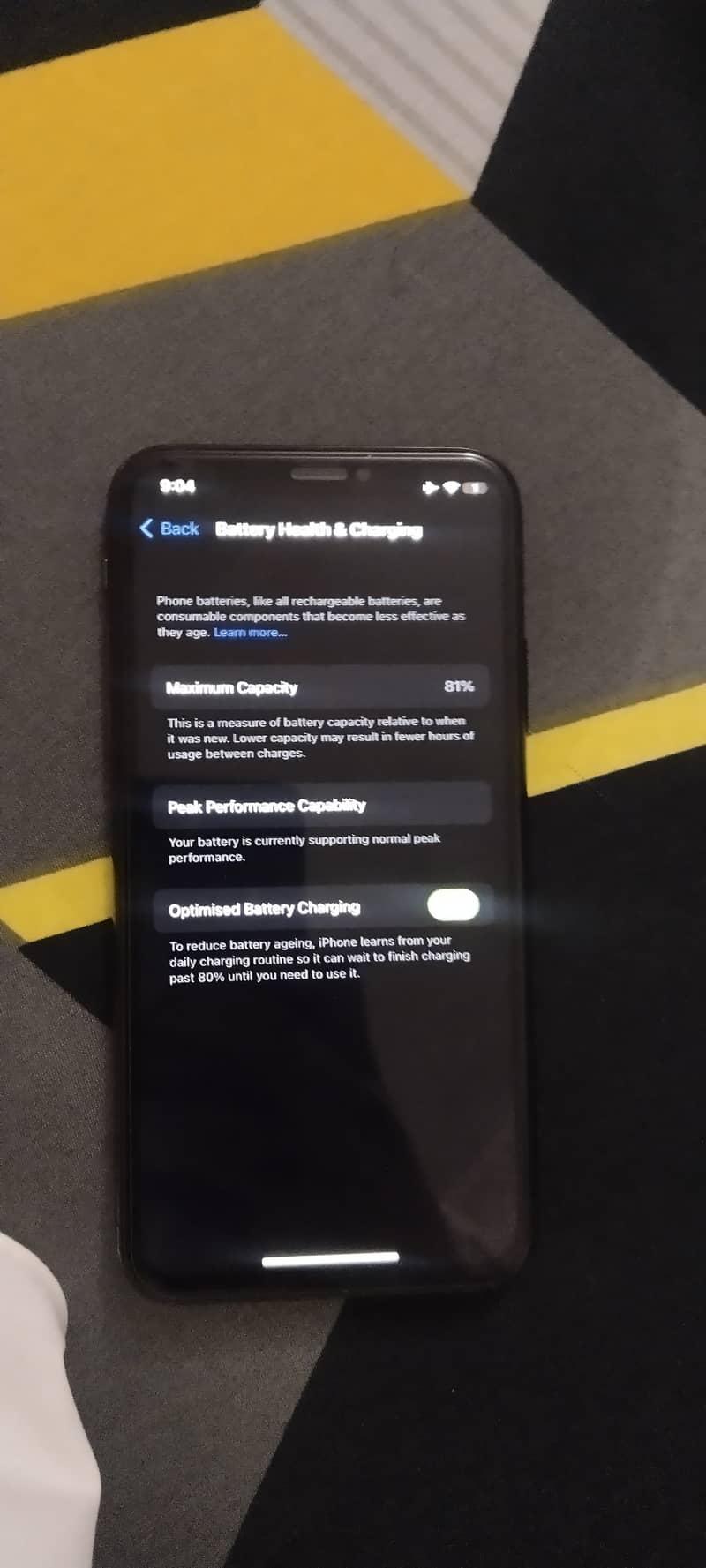 Apple iPhone X 4