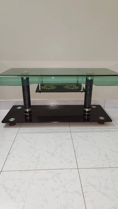 Modern Tempered Glass TV Stand / TV Console – Excellent Condition