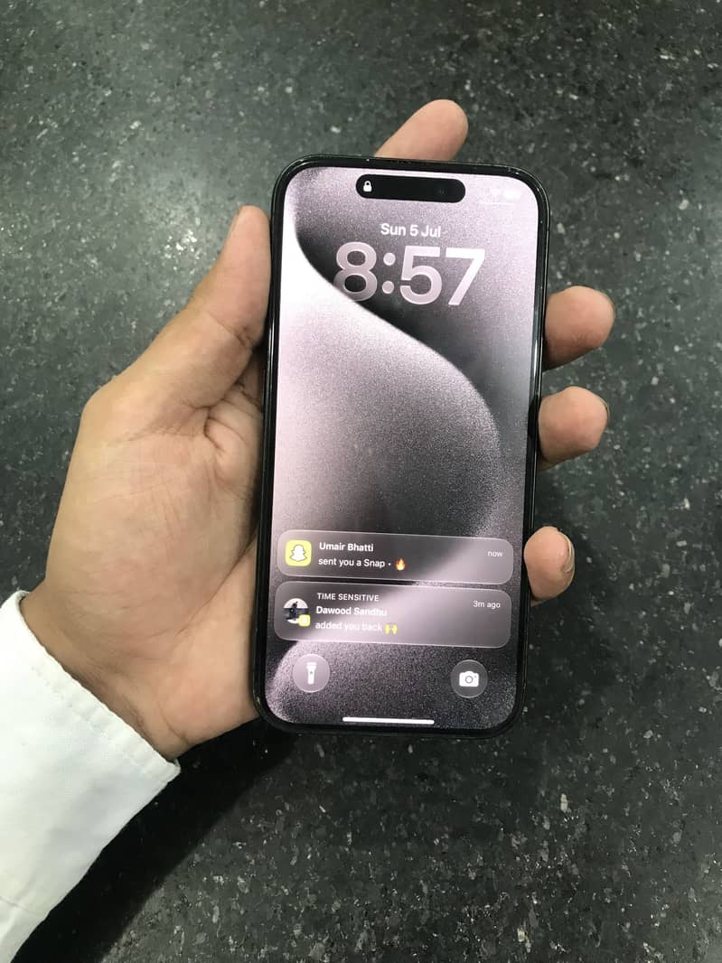iPhone 15 pro 1
