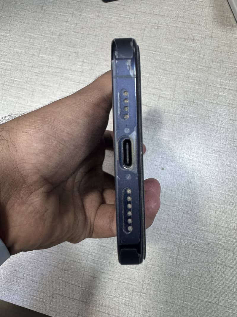 iPhone 15 Pro Max 0