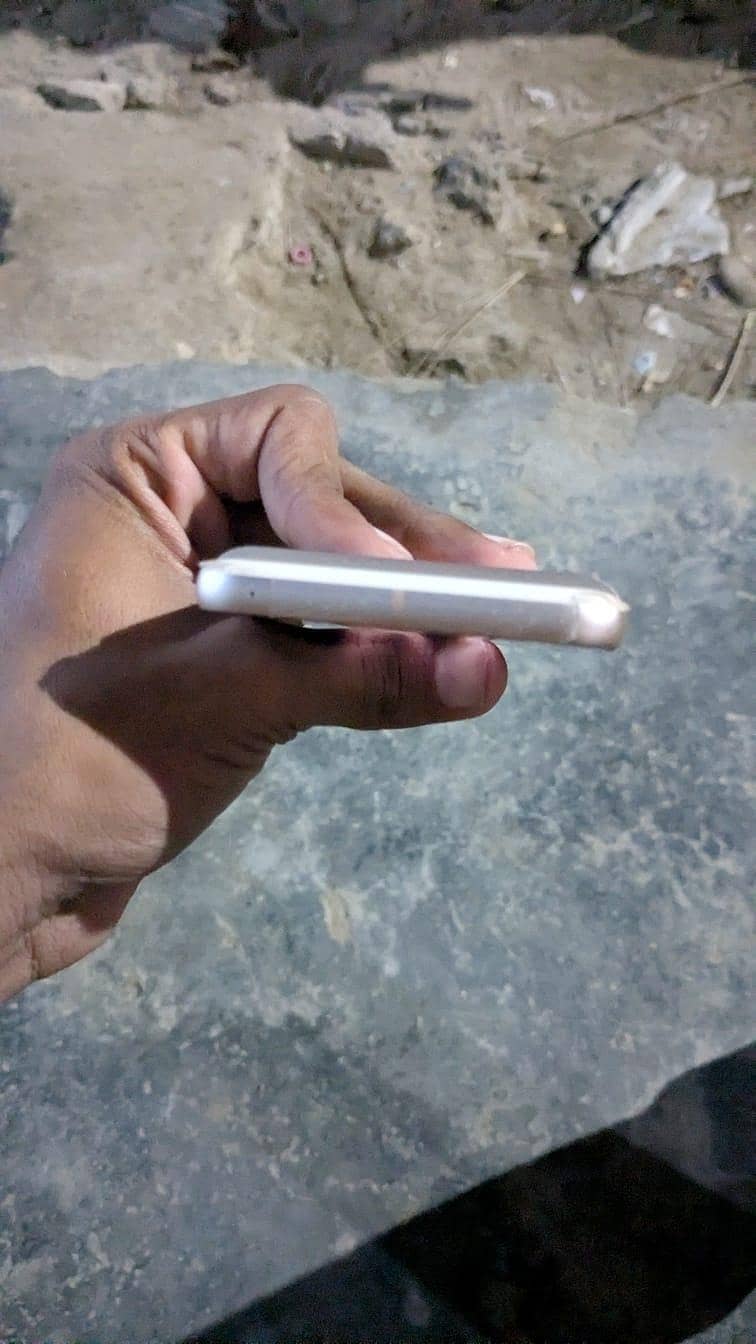 Google Pixel 8 1
