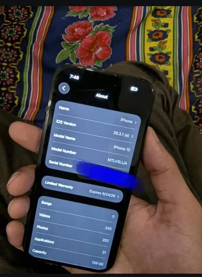 Apple iPhone 15
