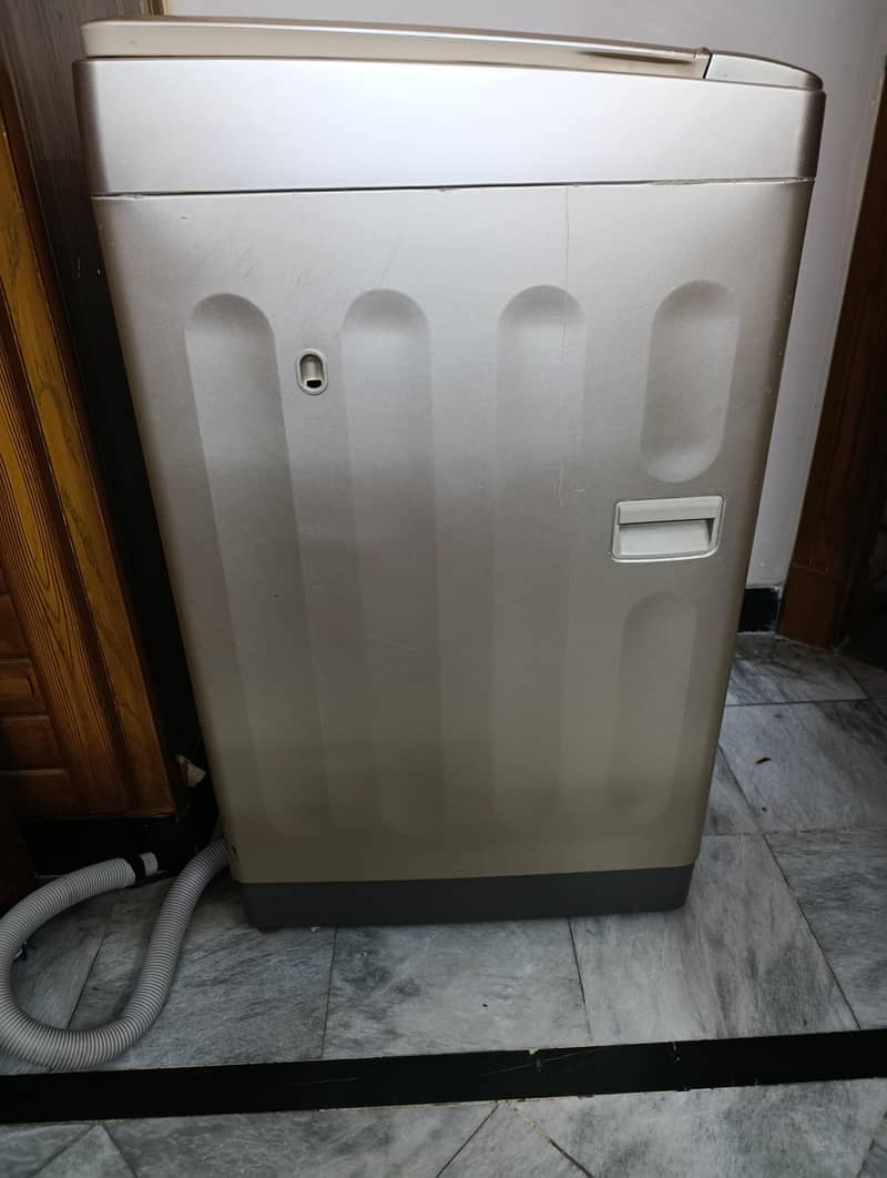 Automatic top load washing machine 3