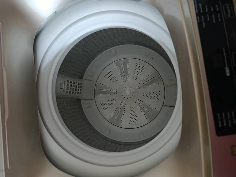 Automatic top load washing machine 7