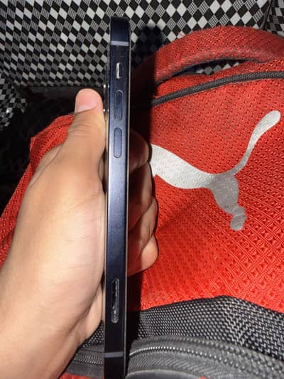 Apple iPhone 12 a